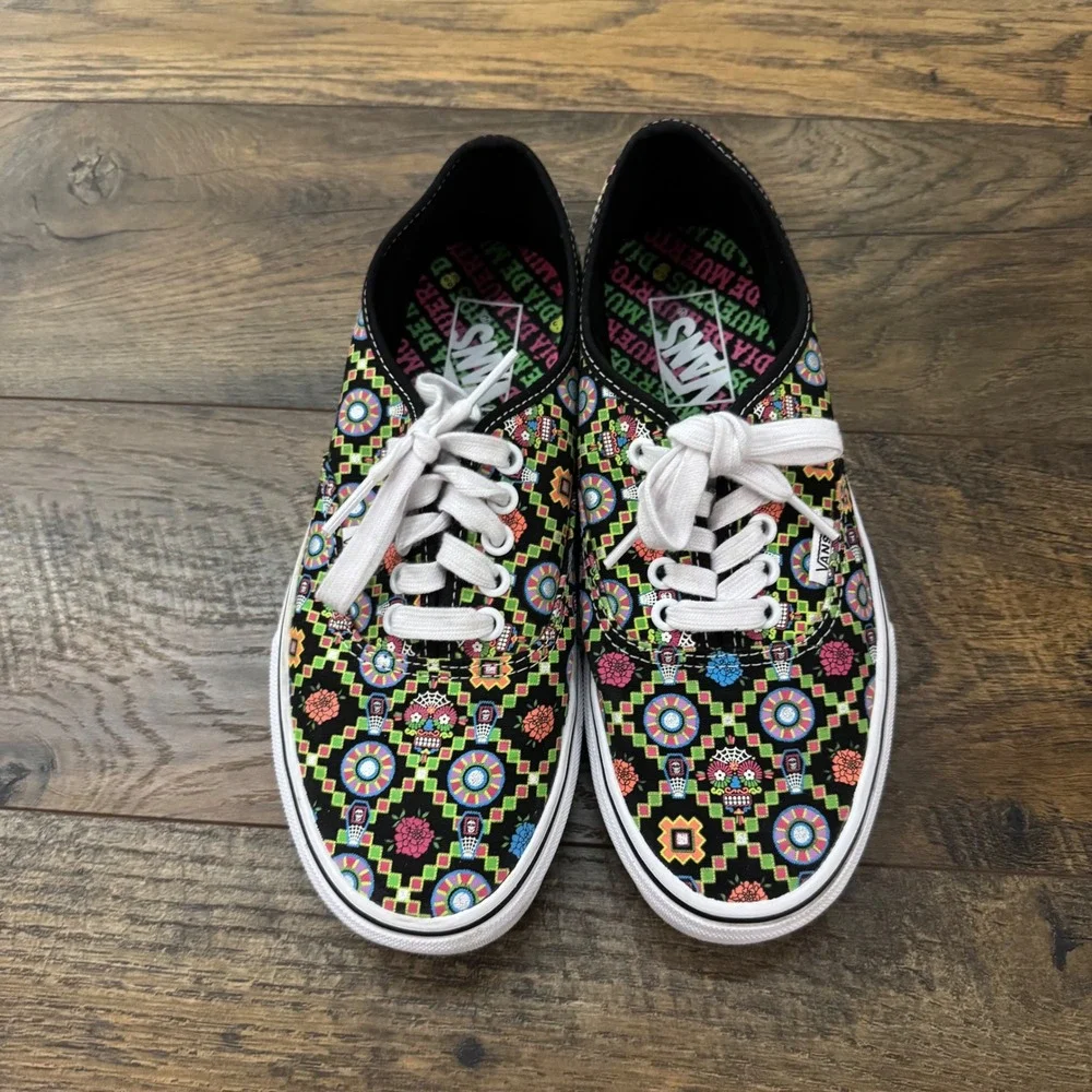 Vans Authentic Dia de los Muertos Floral Sugar Skull Sneakers Mens 7 Womens 8.5